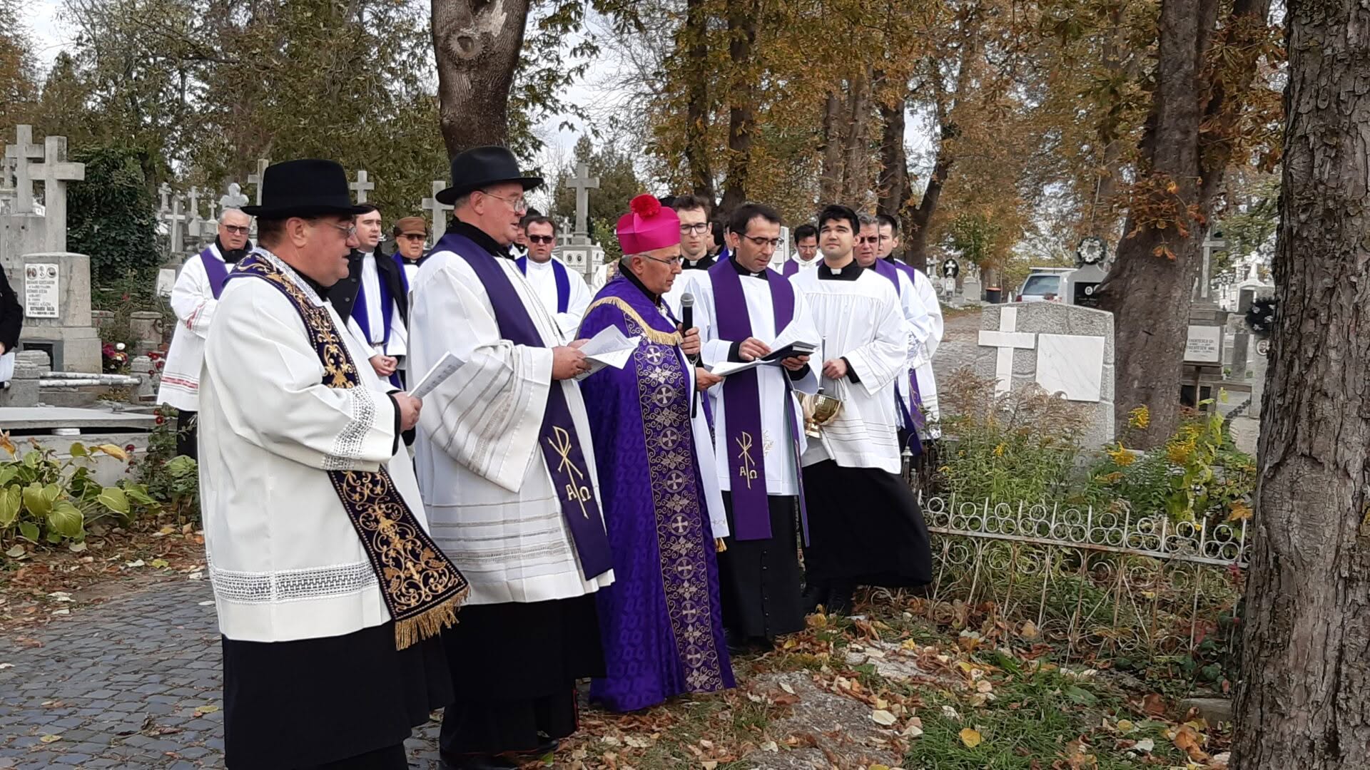 Zi de rugăciune pentru sufletele celor răposați