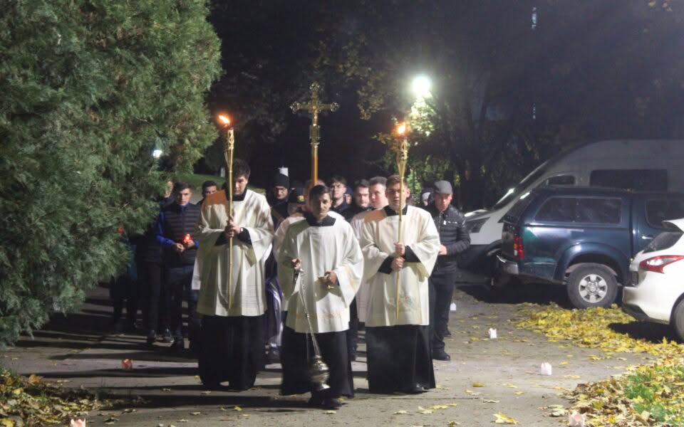 Pomenirea tuturor credincioșilor răposați