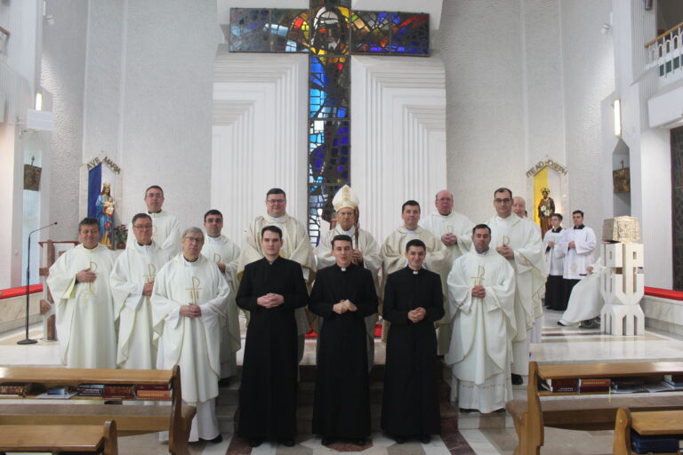 Admiterea seminariștilor din anul III printre candidații la ordinele sacre