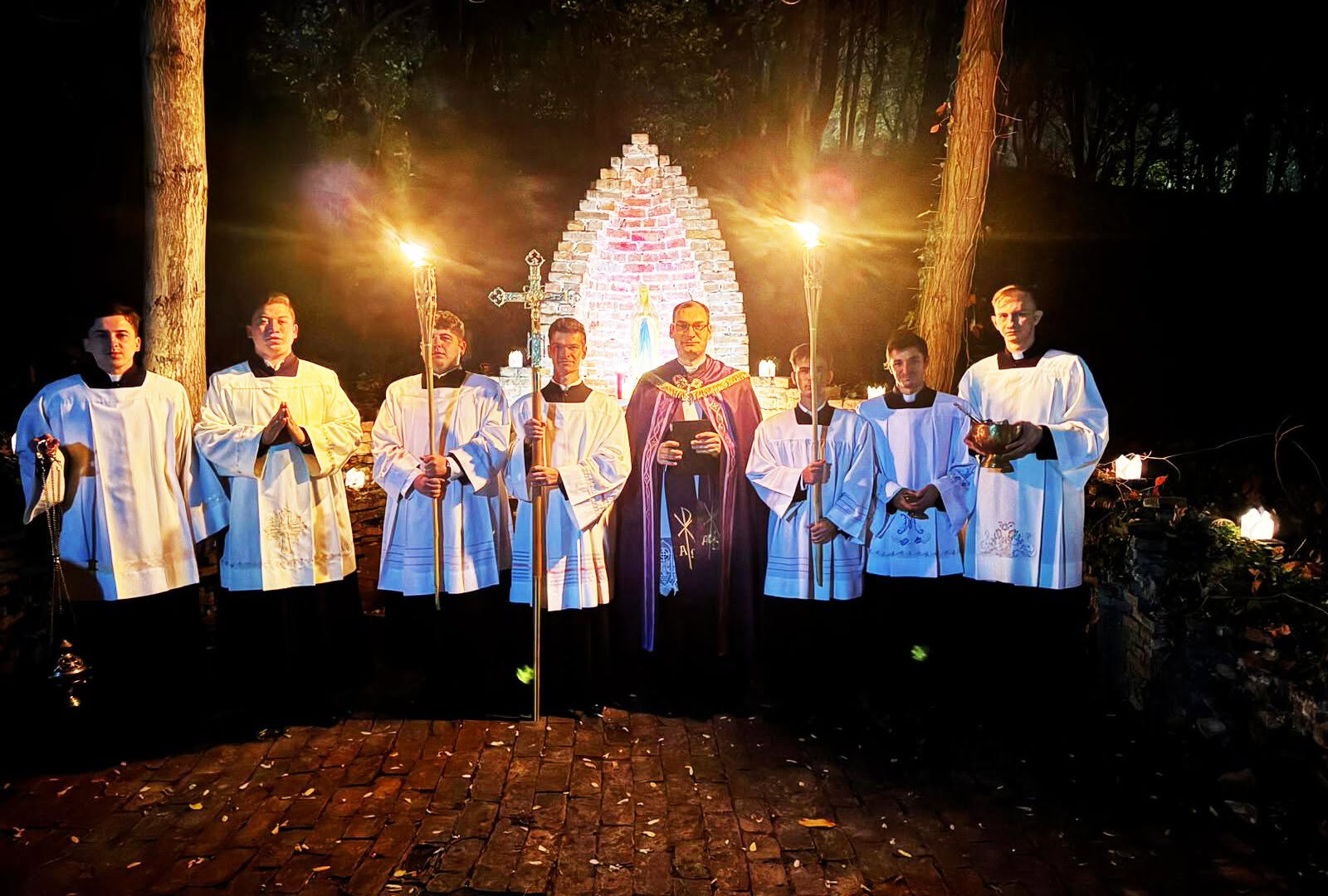 Seminar: Pomenirea tuturor credincioșilor răposați