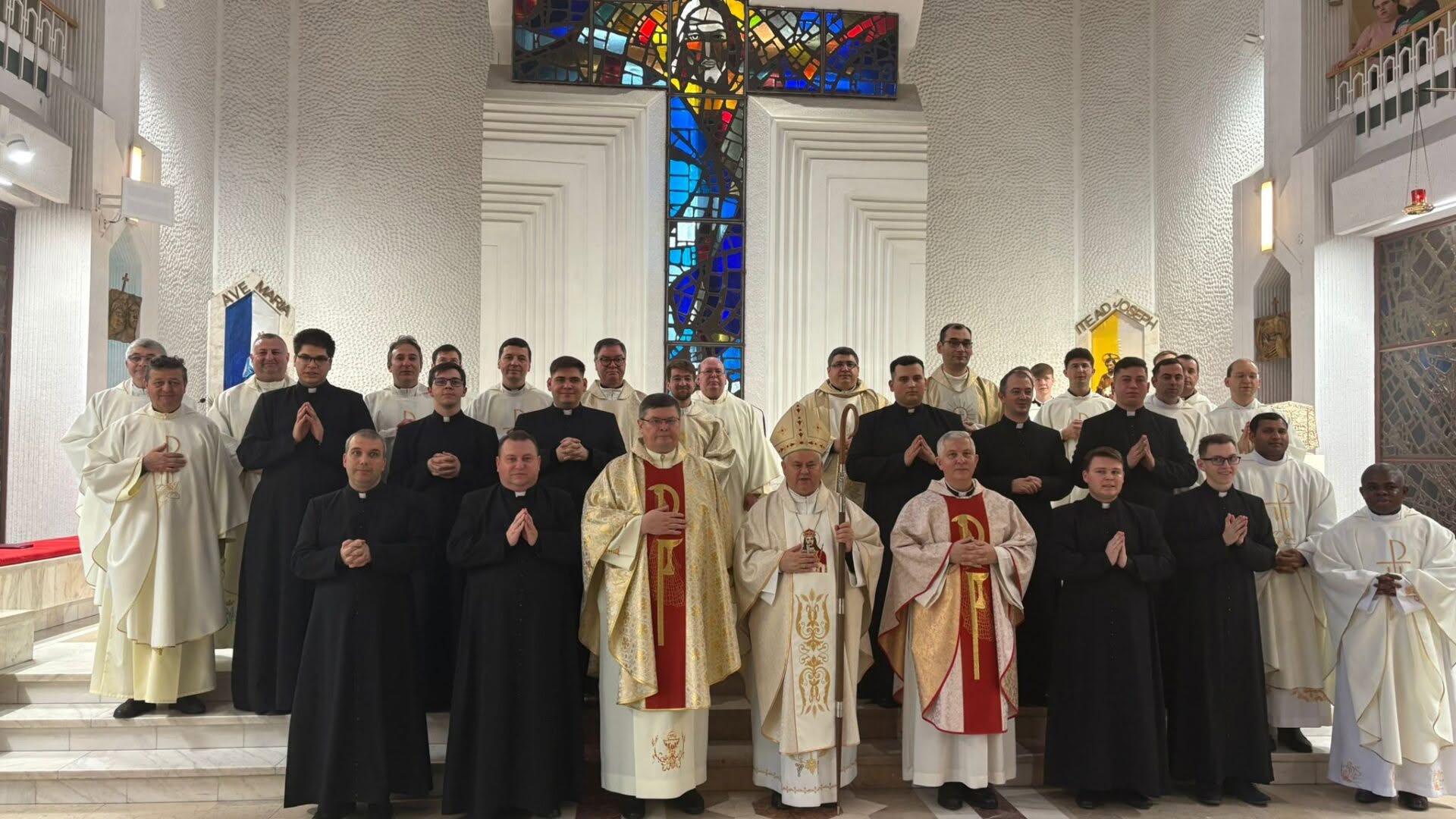 Admiterea studenților din anul III printre candidații la Ordinele Sacre
