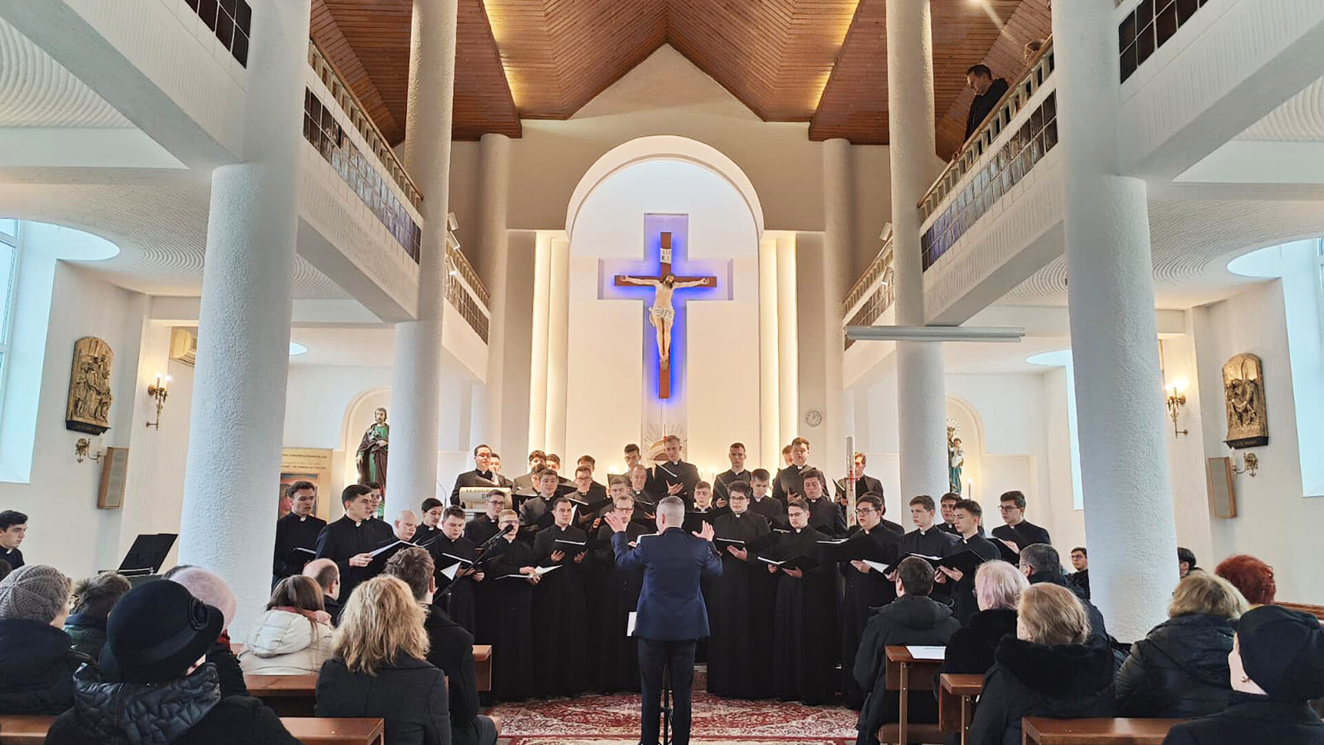 Concert de Colinde: Huși