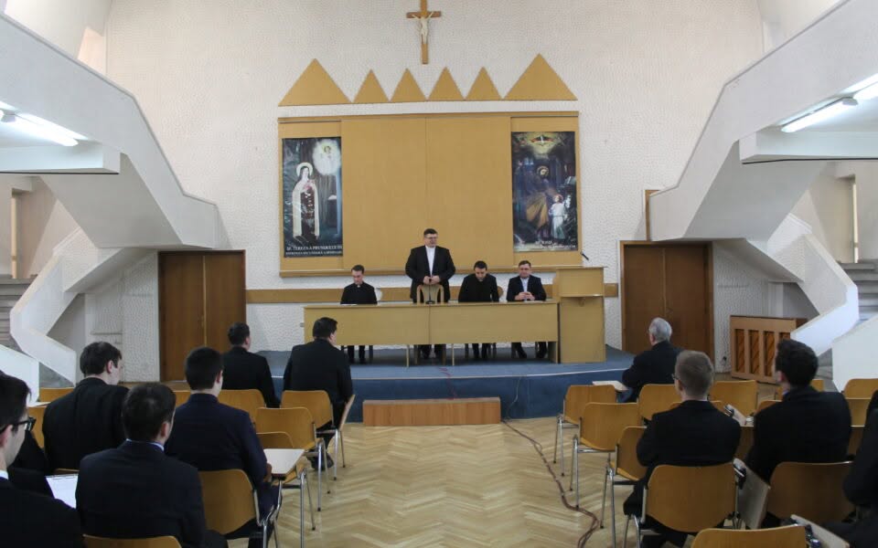 Simpozionul național „România în diplomația Vaticanului”