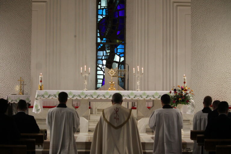 Exerciții spirituale pentru seminariști