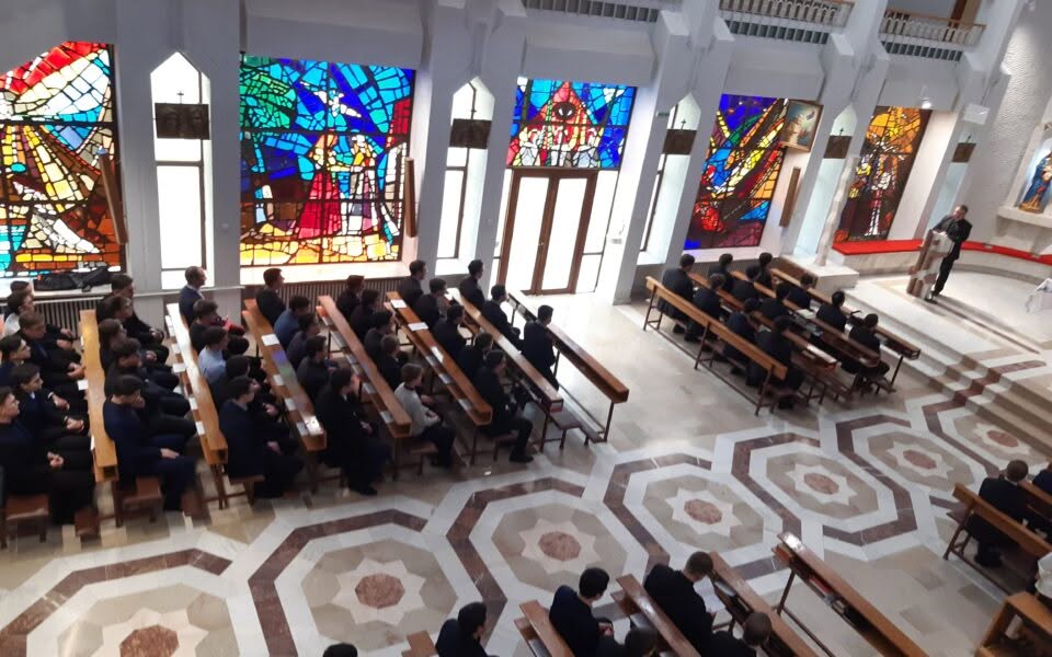 Vizita elevilor seminariști de la Seminarul „Sf. Iosif” din Bacău la Institutul Teologic „Sf. Iosif” din Iași