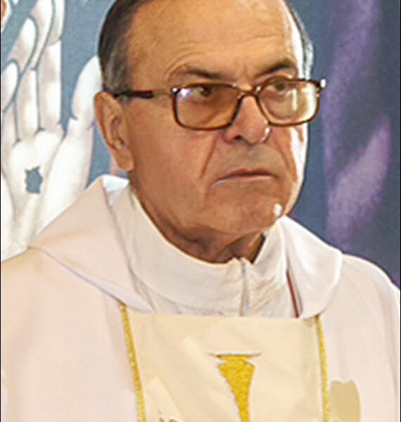 Moment de rugăciune la căpătâiul părintelui Vladimir Petercă