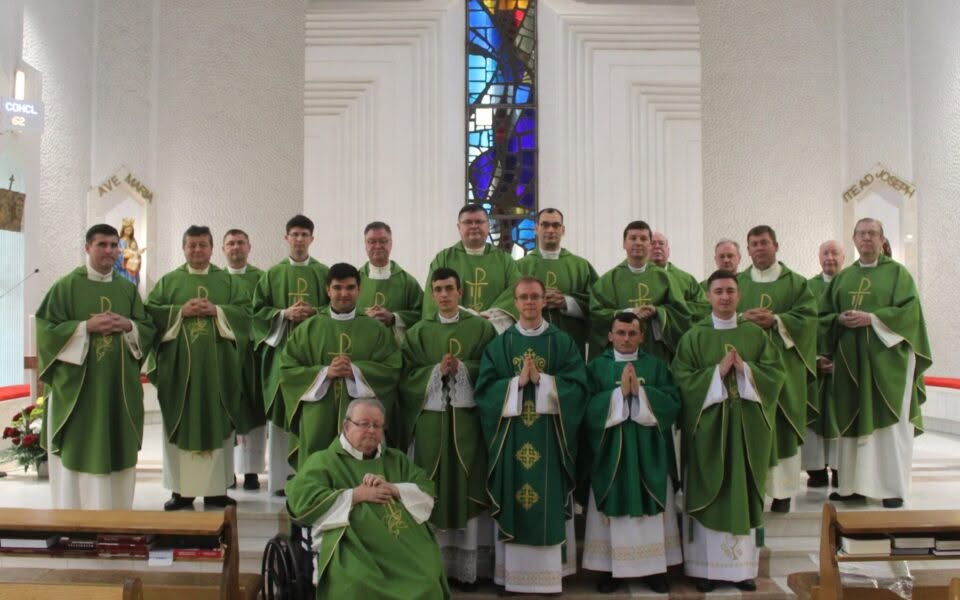 Preoții nou sfințiți au celebrata prima Sfântă Liturghie în capela Seminarului
