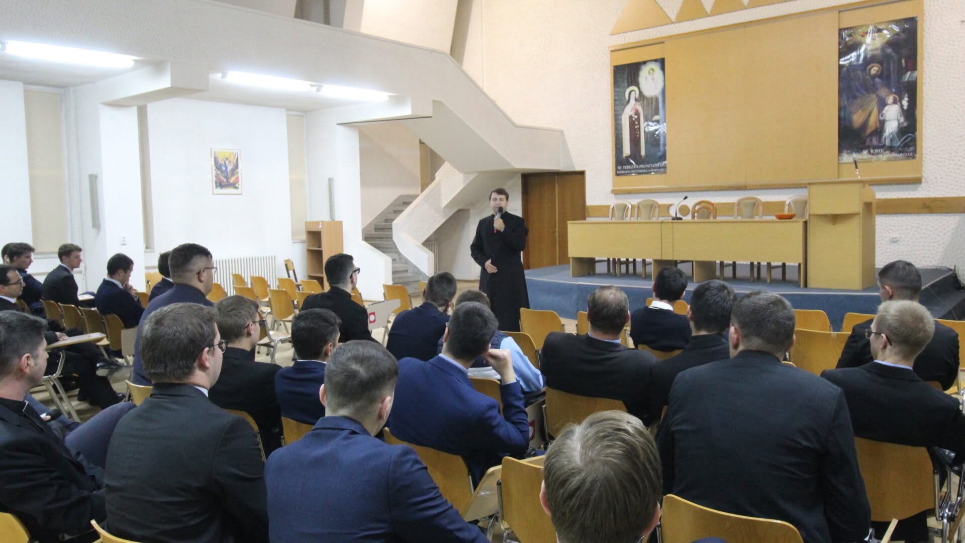 Exerciții spirituale pentru seminariști