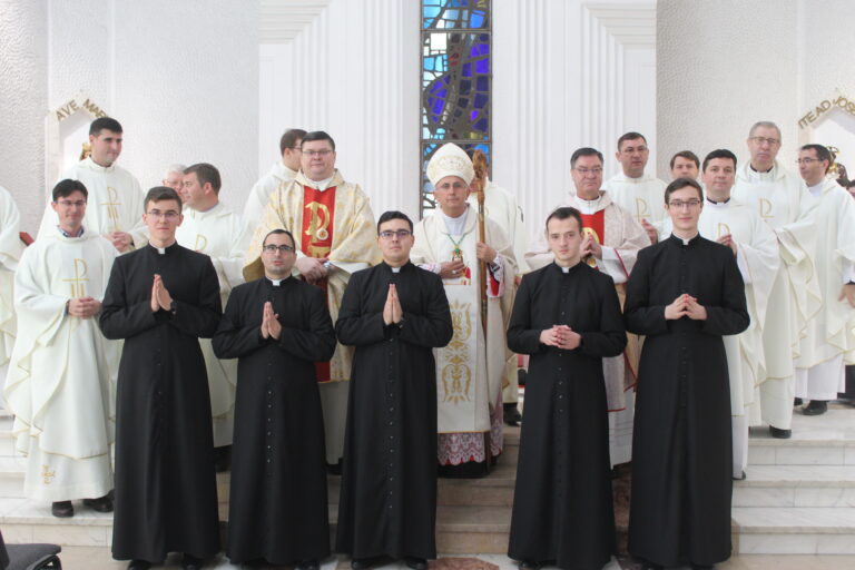 Admissio – Admiterea printre candidații la ordinele sacre