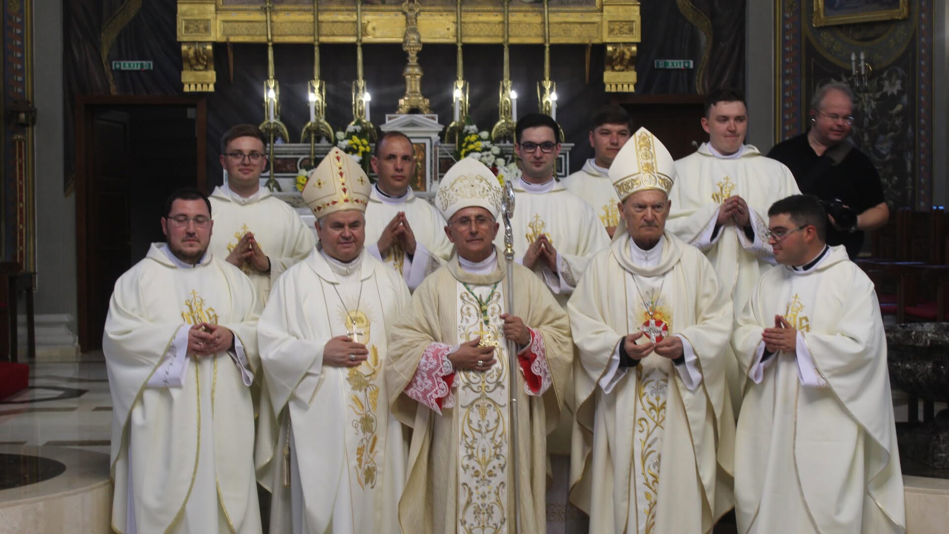 Hirotonirea întru preoție a șapte diaconi