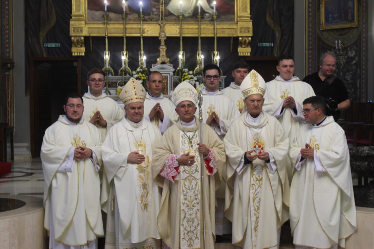 Hirotonirea întru preoție a șapte diaconi