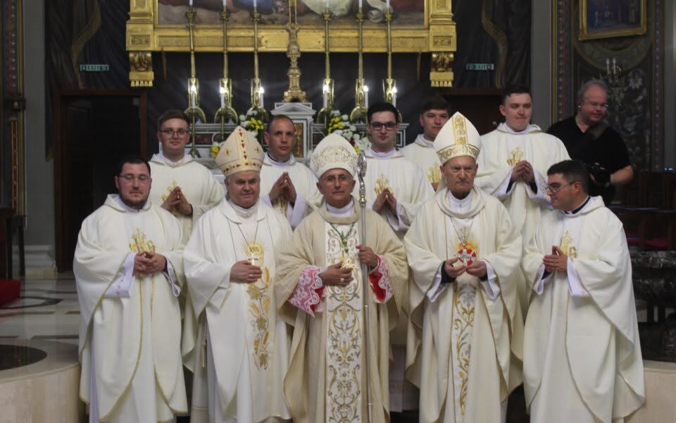 Hirotonirea întru preoție a șapte diaconi