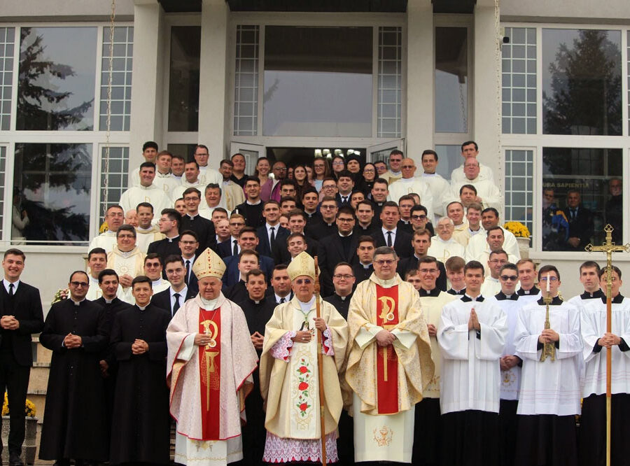 Institutul Teologic Romano-Catolic "Sfântul Iosif" Iași