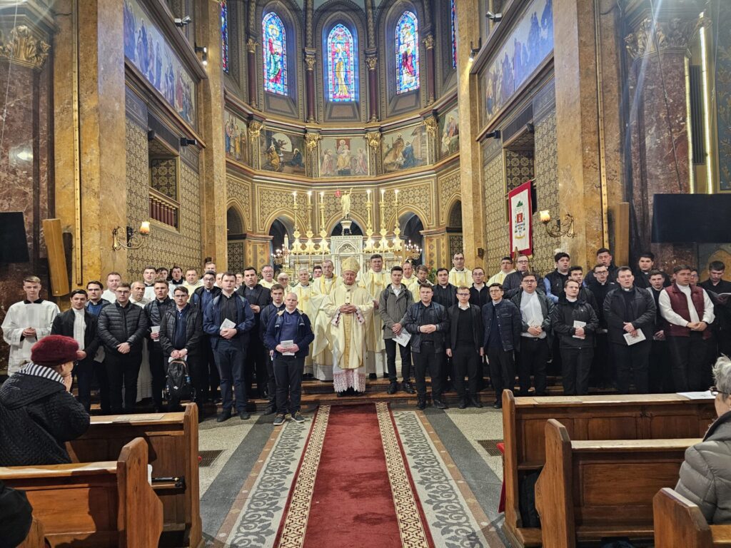 Ieșire cu seminariștii la București (1-4 mai)
